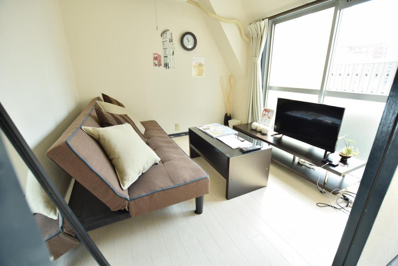 River Side Namba 801 Osaka Exterior photo